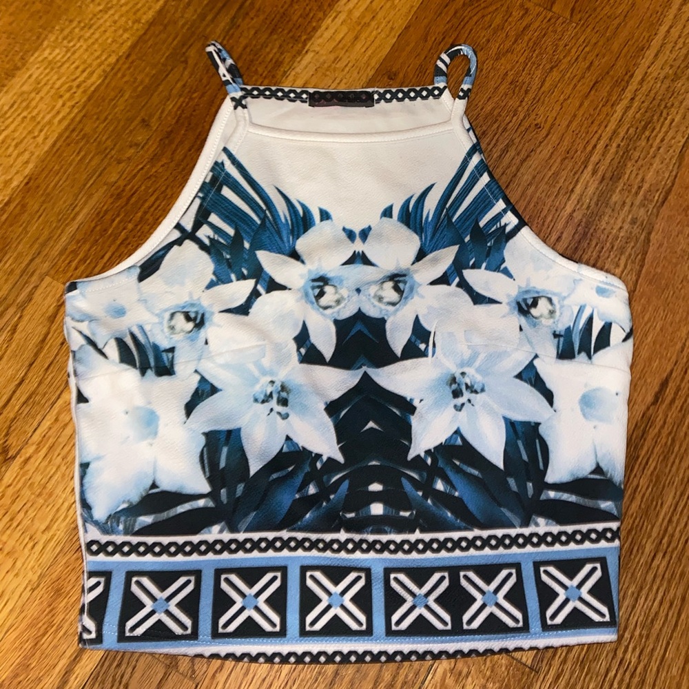 Blue Joyce Leslie crop top with flowers and diamond print